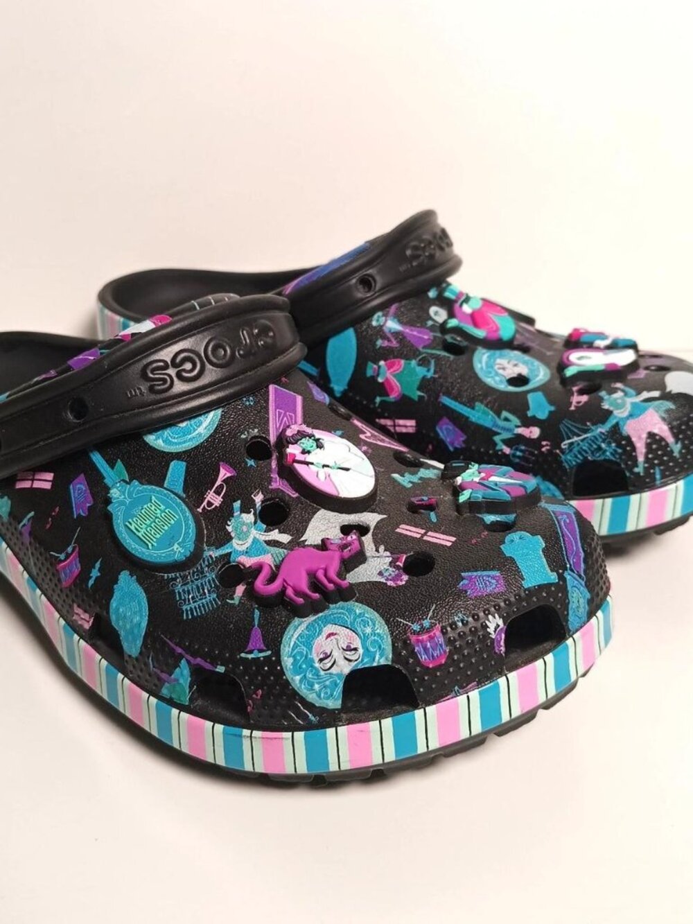 Disney Parks Haunted Mansion Crocs Classic Clogs Black Glow Dark Men 7 Women 9